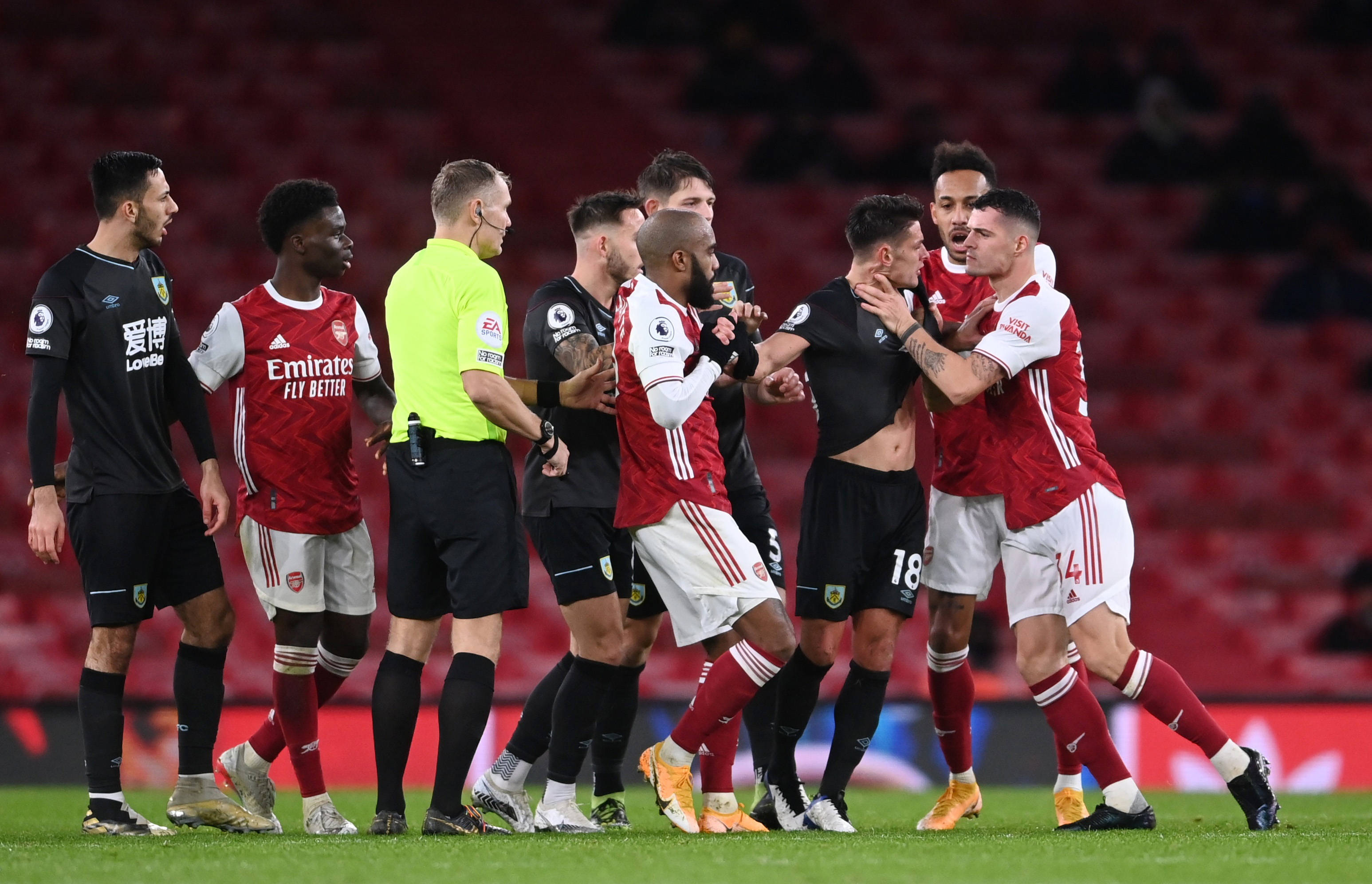 比赛中暴露 比赛中暴露