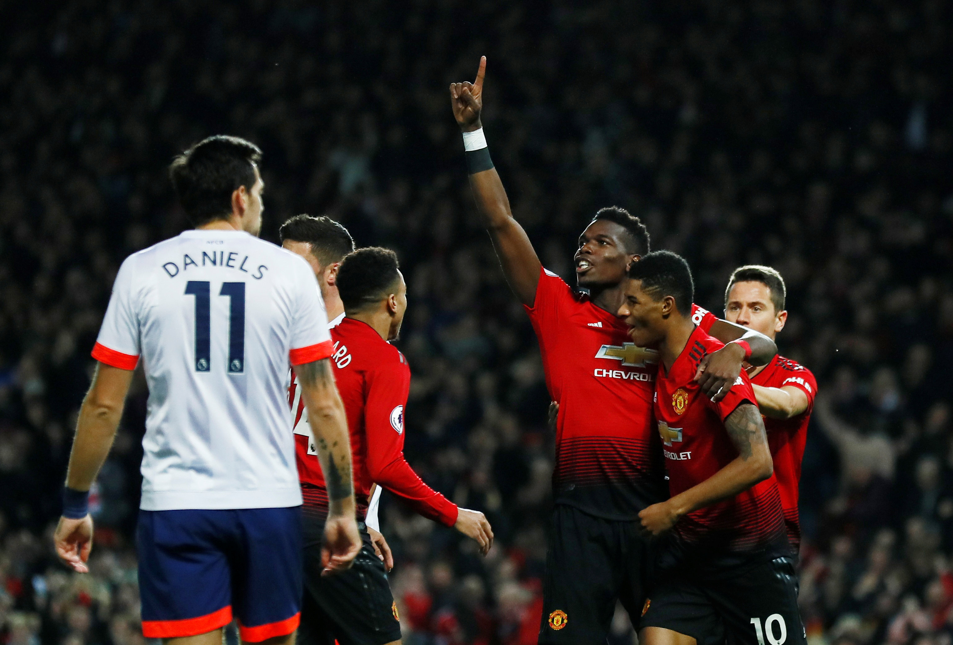 给予球队极 给予球队极