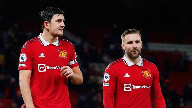 这导致他在 这导致他在