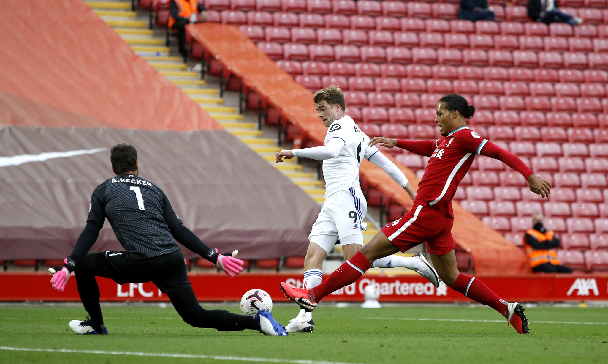 入紧张的倒 入紧张的倒